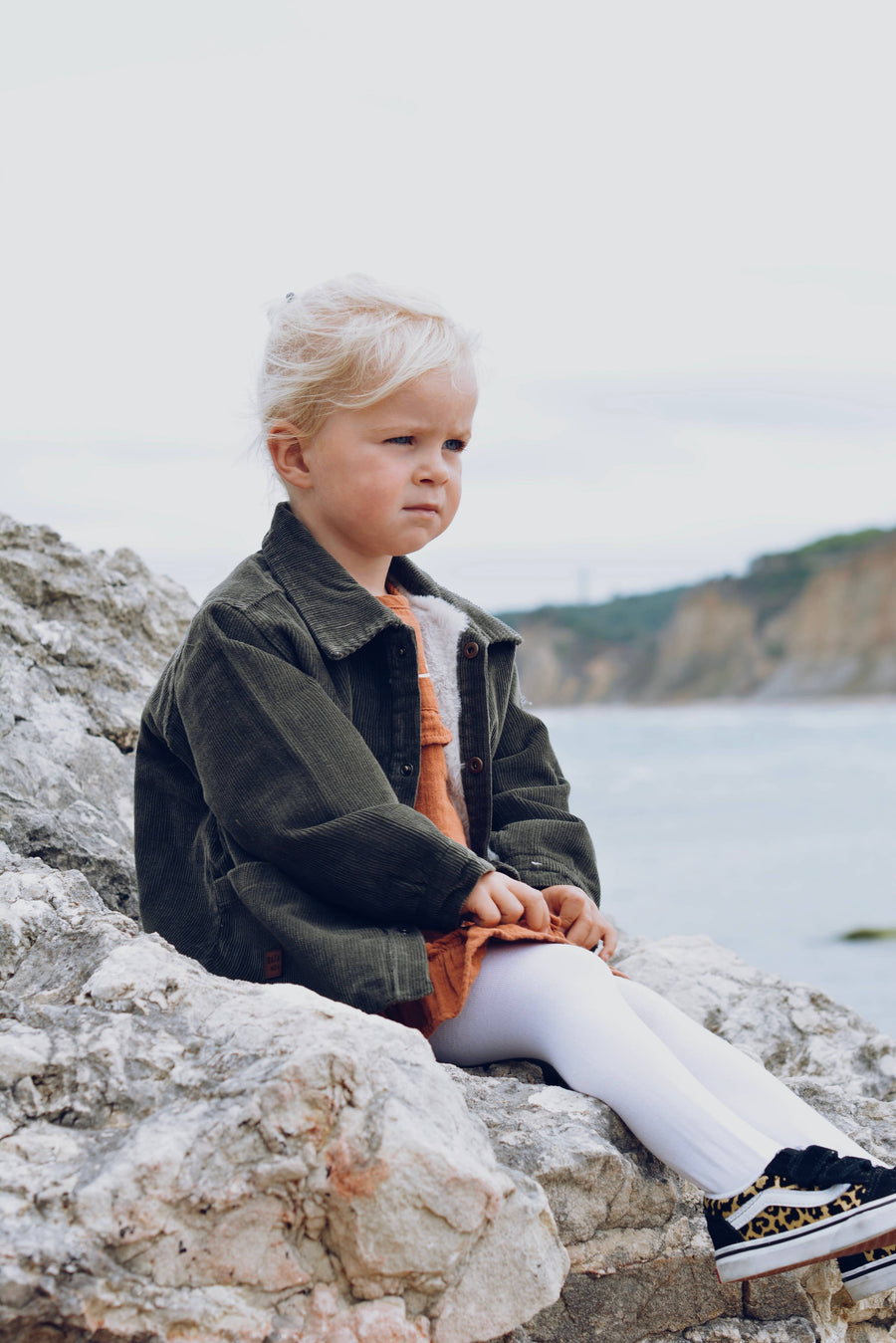 Baby / Kids Snap Buttoned Khaki Corduroy and Faux-fur Jacke
